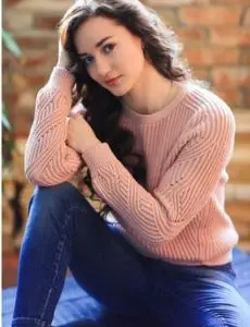 Elite escort service in Moyna for home and hotel visits